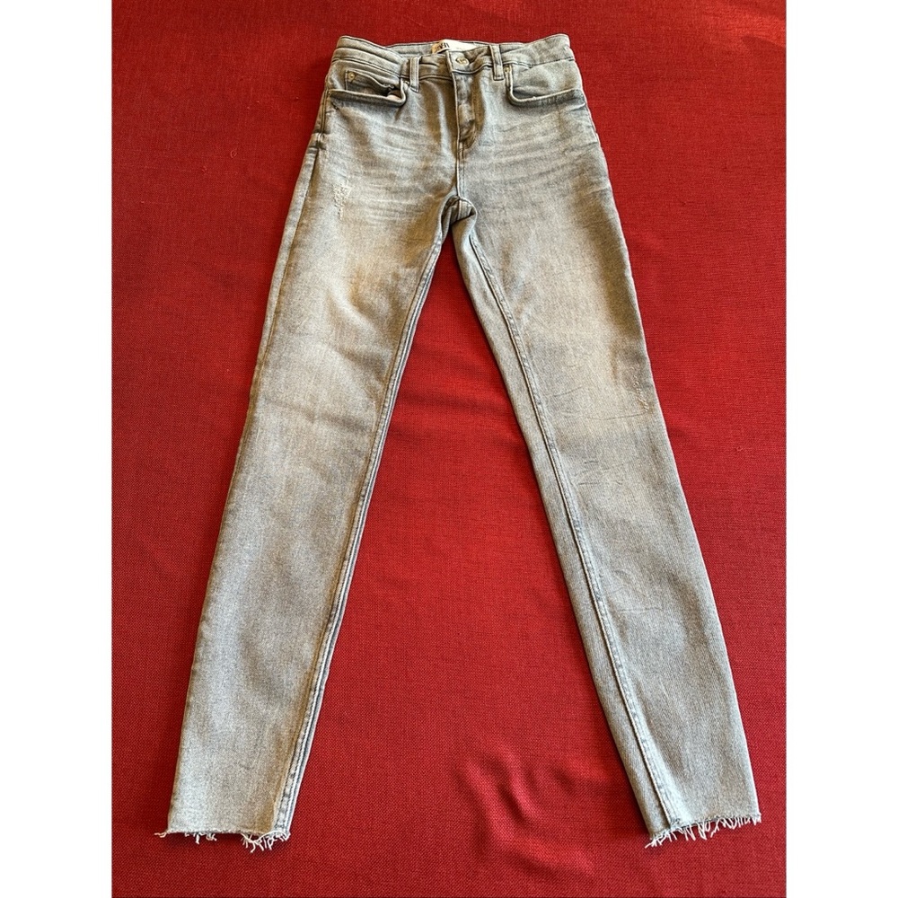Zara Light Grey Stretch Skinny Jeans, NWOT, Size 4